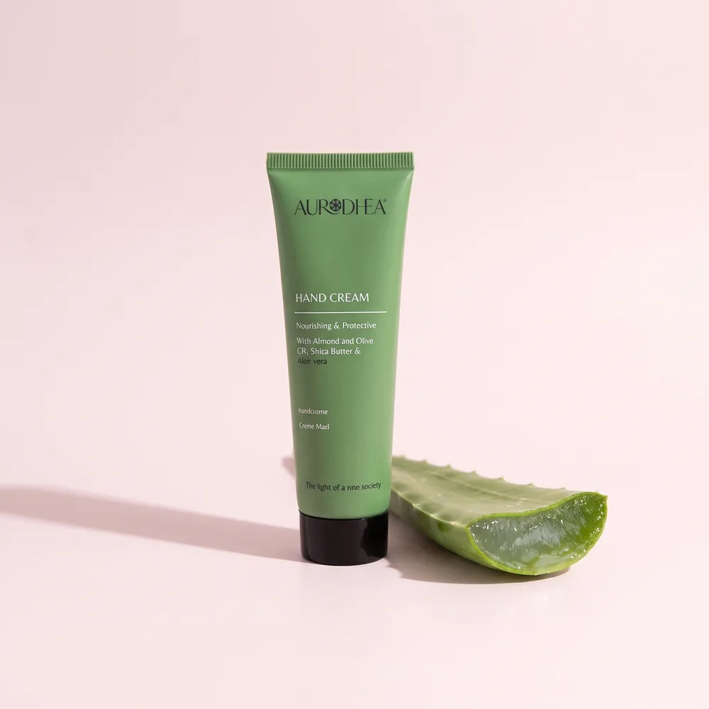 Aurodhea Handcreme mit Mandelöl, Olivenöl, Sheabutter & Aloe